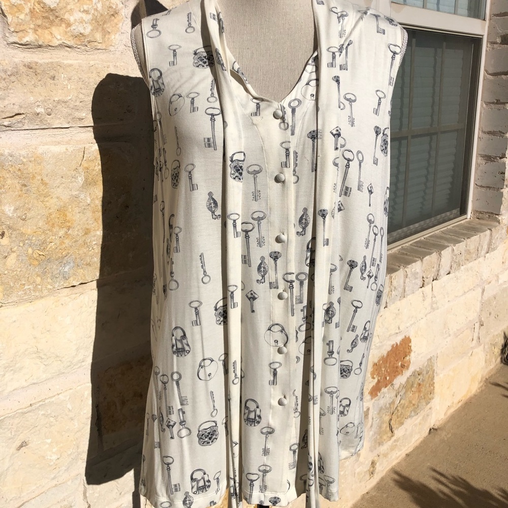 CAbi Keys Please! Sleeveless Tunic Top with Neck Tie